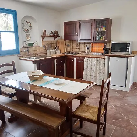 Casa Di Campagna Semesterbostad *
